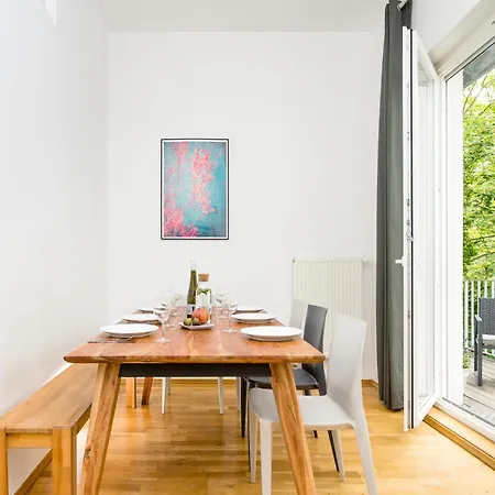 Apart Otel Bensimon Prenzlauer Berg 4*