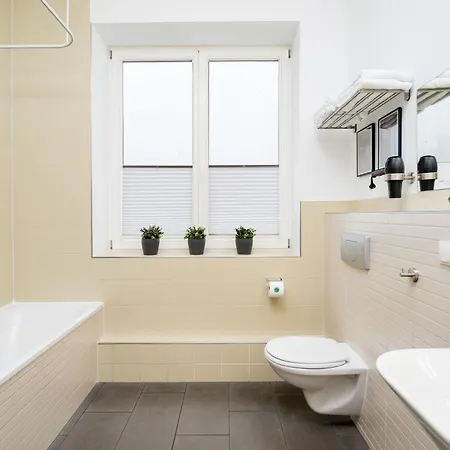 Bensimon Prenzlauer Berg Apart Otel 4*