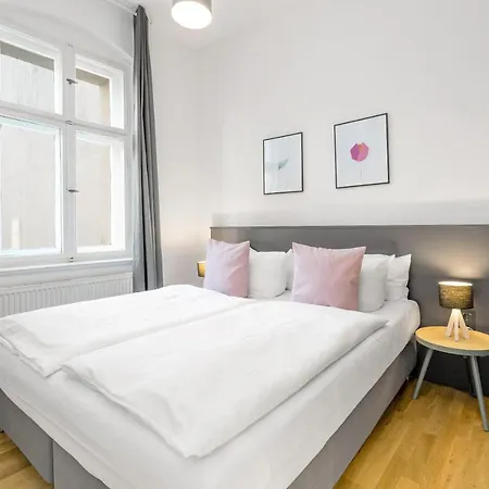 Bensimon Prenzlauer Berg Aparthotel 4*