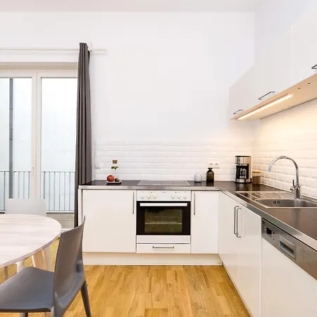 Apartahotel Bensimon Prenzlauer Berg 4*