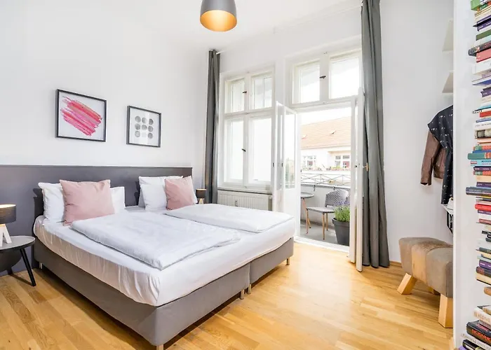 Bensimon Prenzlauer Berg Apart Otel 4*